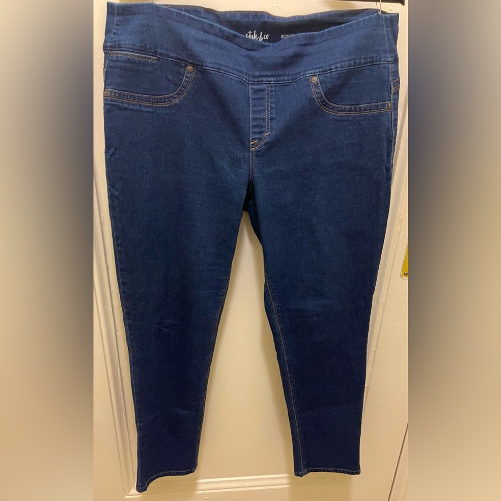 Style & Co women’s curvy jeans Size 14